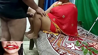 Hot Desi Bhaabi Fuck on touching Dewar (New Desi Porn)